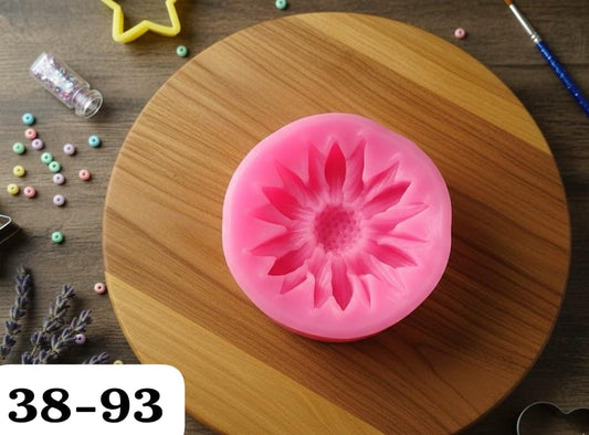 HBR3893 SMALL SUNFLOWER MOULD