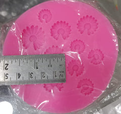 HBR1533 11 CAVITY MINI DAISY FLOWER MOULD