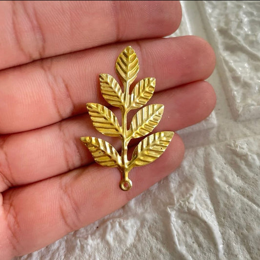 METAL GOLD LEAF PACK OF 10PC FOR RESIN PLATTER