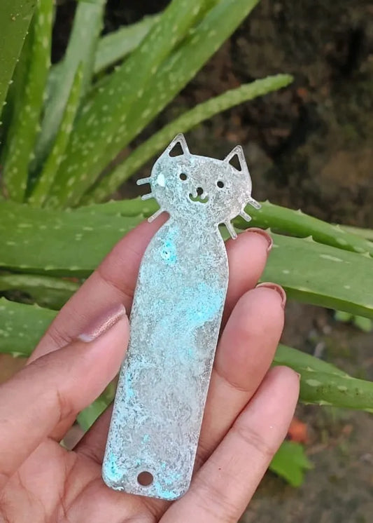 4cm cat  book mark mould