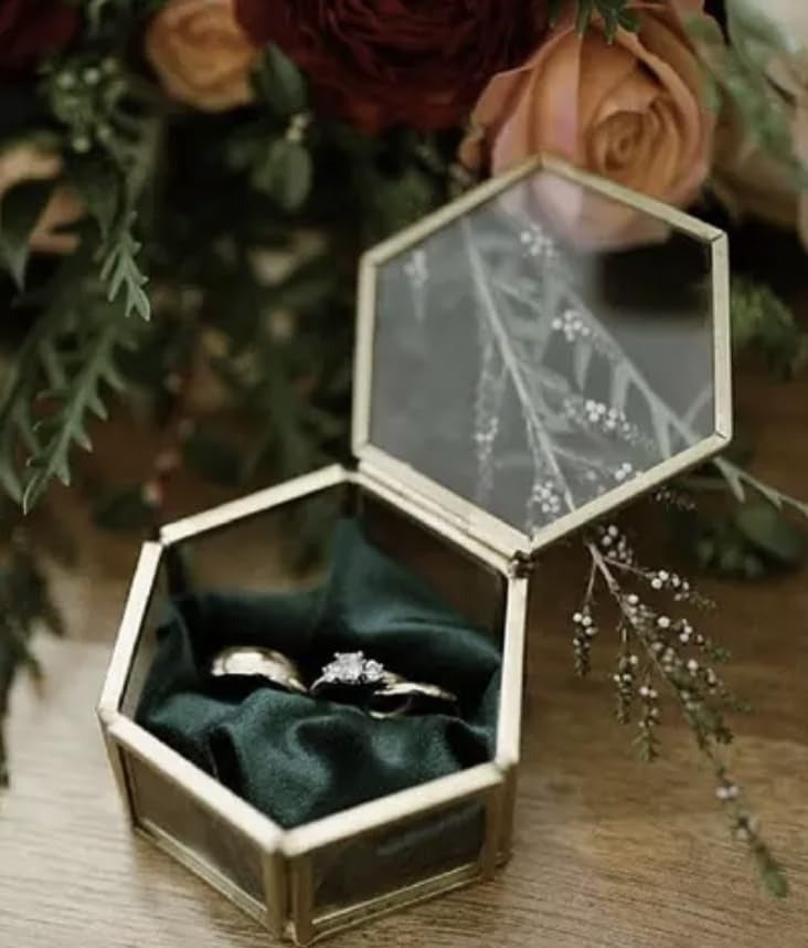 RESIN RING  PLATTER  HEXAGON  RING  HOLDER  BOX  7.5CM X 7.5CM X 4.5CM