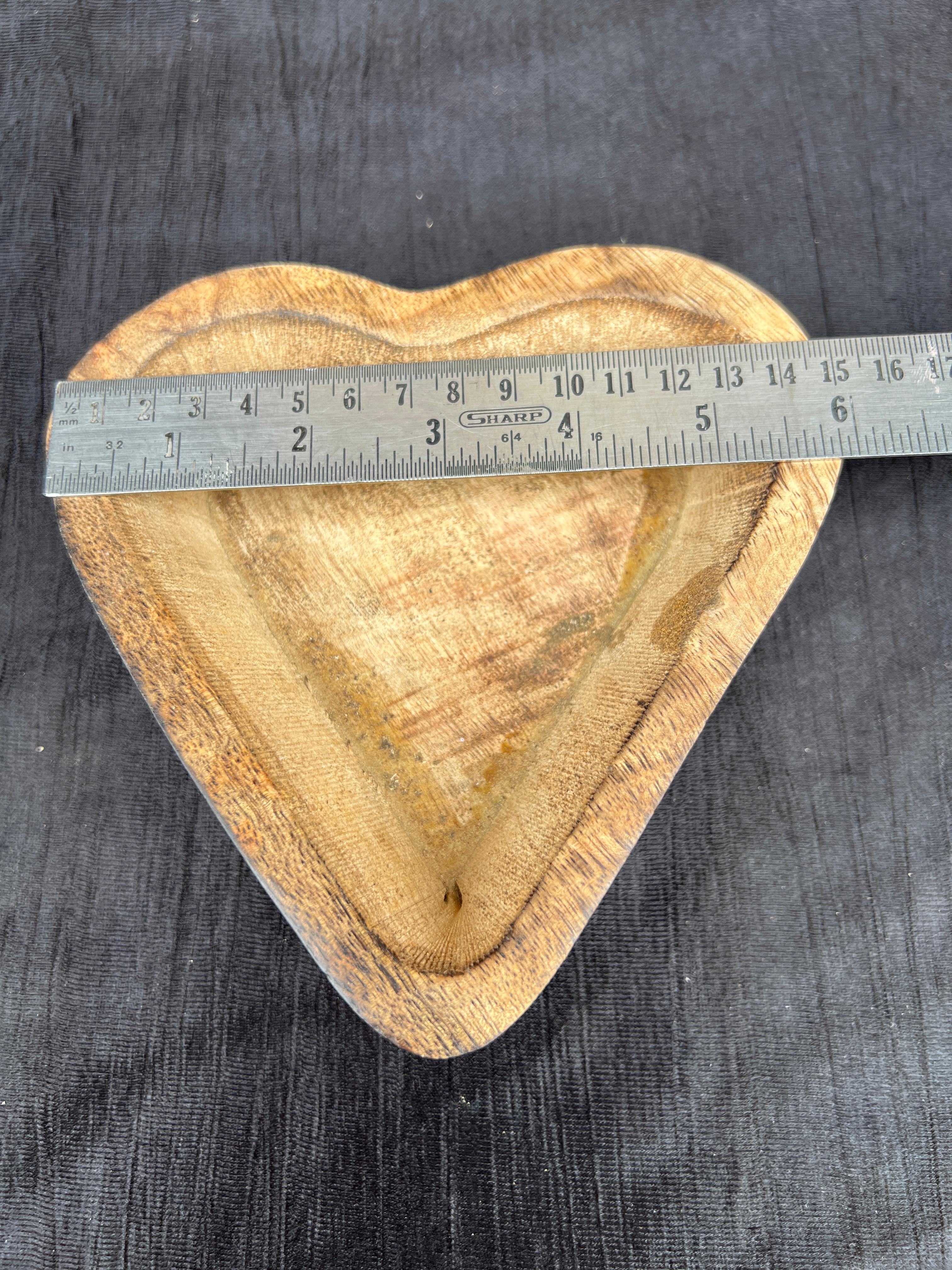 MEDIUM  DEEP  HEART  WOODEN  BOWL  FOR  CANDLE  MAKIG
