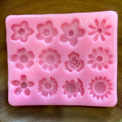 HBR1439 12 CAVITY  FLOWER MOULD